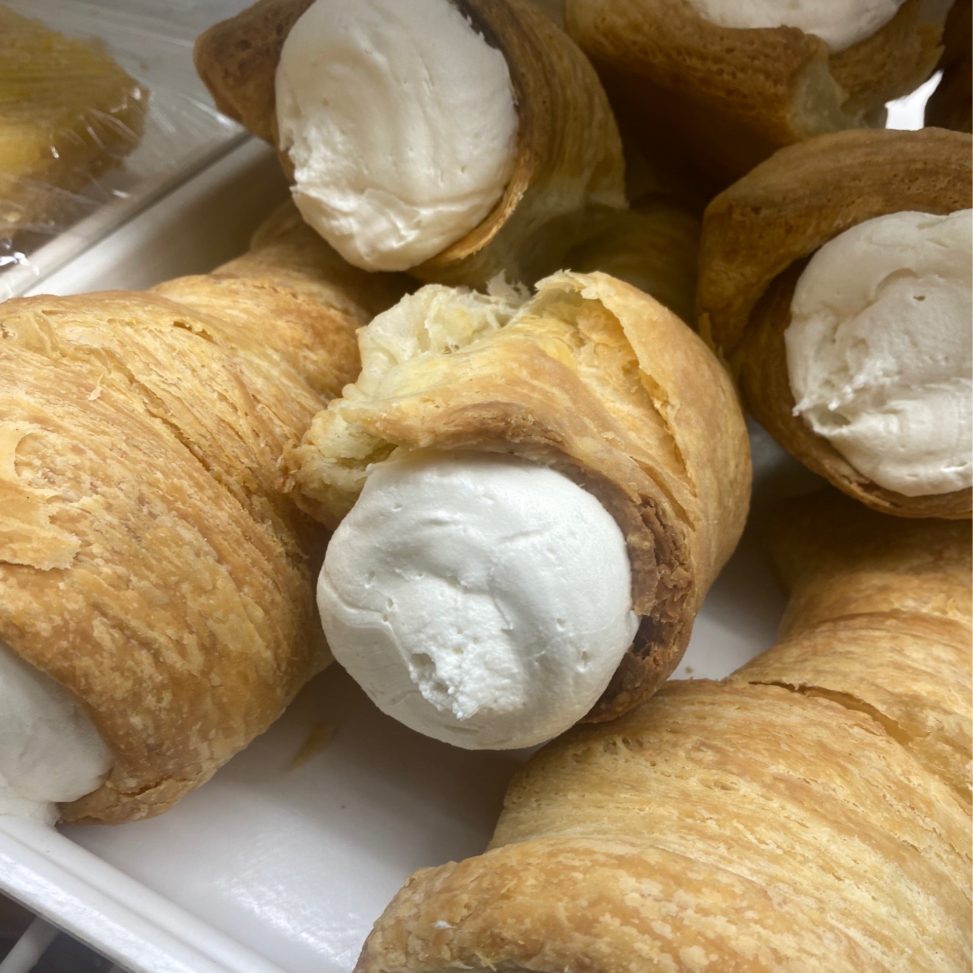 Cream Horn Desserts by Rebecca